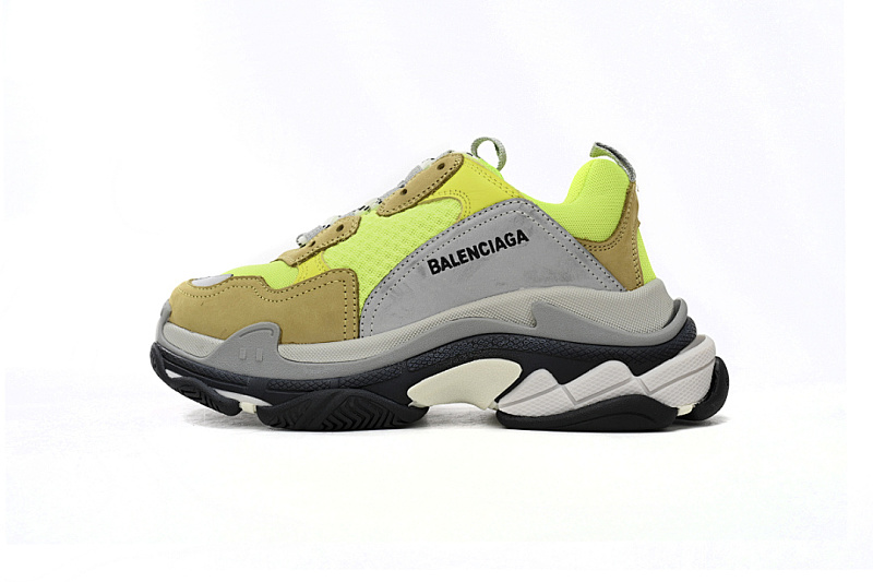 Balenciaga Triple Fluorescent Yellow W0903 1801 