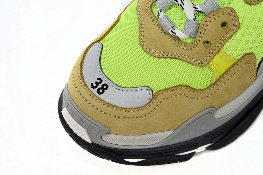 Balenciaga Triple Fluorescent Yellow W0903 1801 