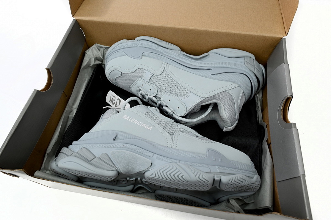 Balenciaga Triple Moon Light W2FW1 4700 