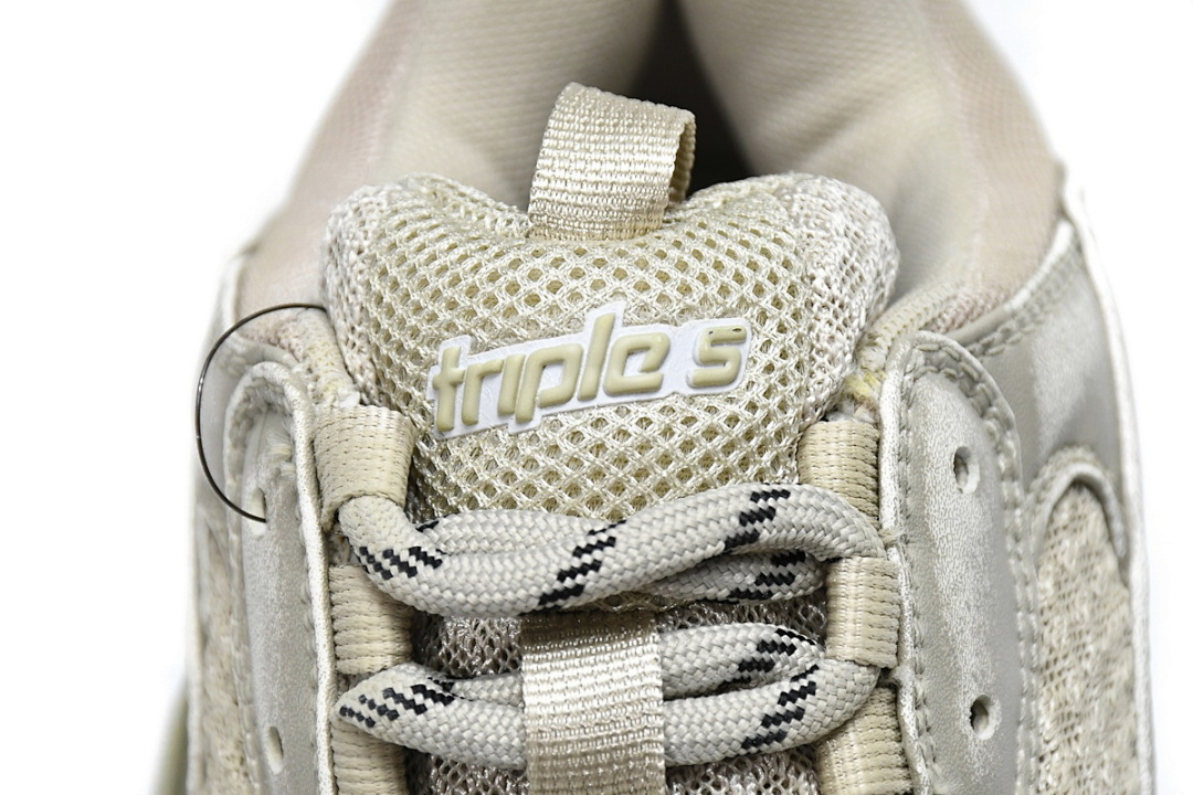Balenciaga Triple S Beige W3CN3 9700 
