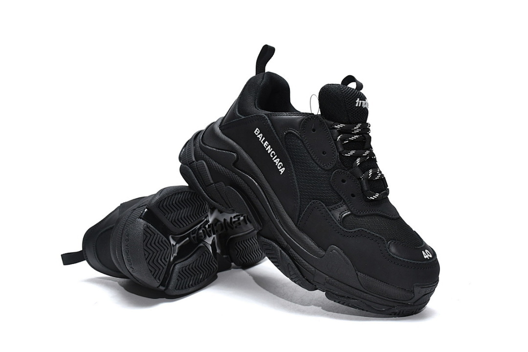 Balenciaga Triple S Negro W0901 1100 