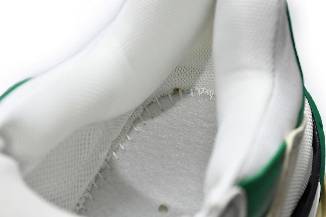 Balenciaga Triple S Blanco Verde W09O1 9090 