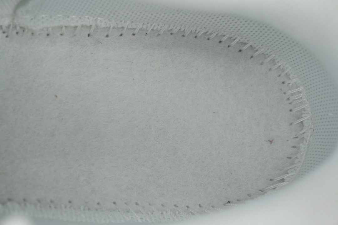 CD6404-103 Nike P-6000