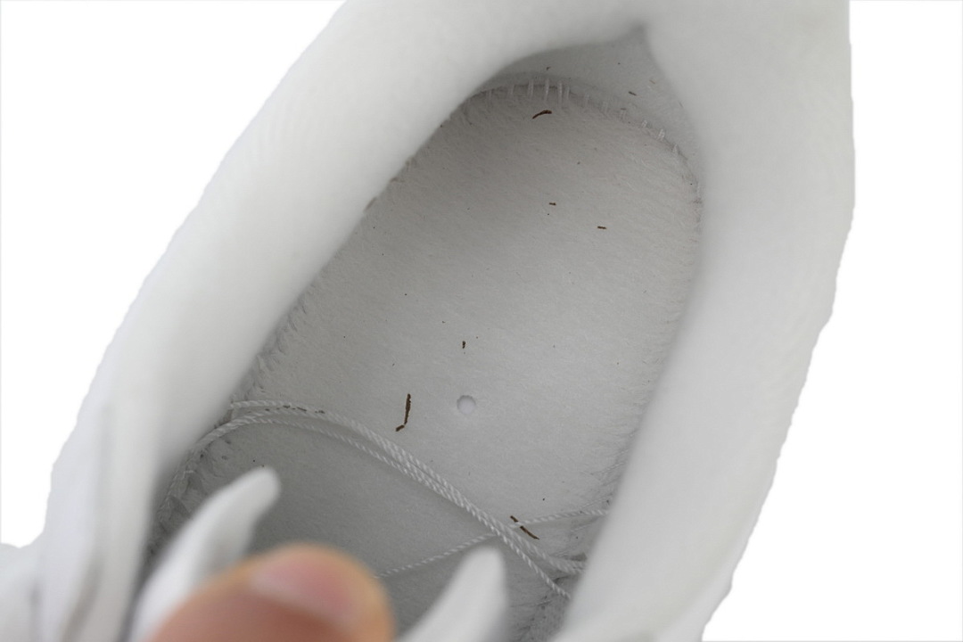 CU9225-100 Supreme x Air Force 1 Low White