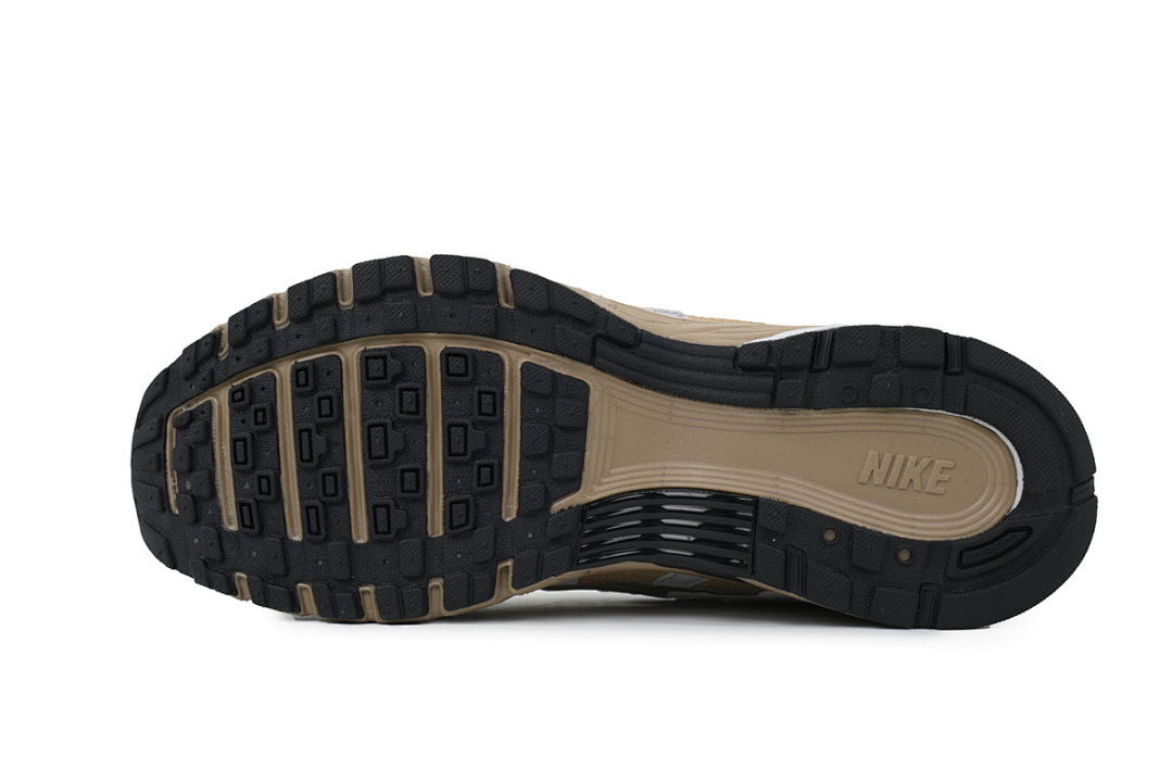 FQ8243-025 Nike P-6000