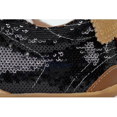 Golden Goose True Star Black Glossy Film 02