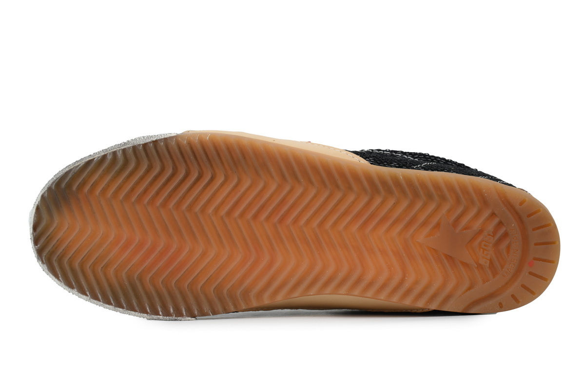 Golden Goose True Star Black Glossy Film