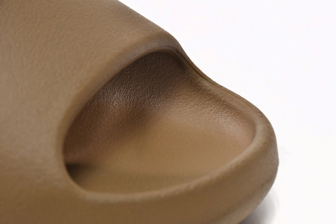 GW1931 adidas Yeezy Slide Ochre