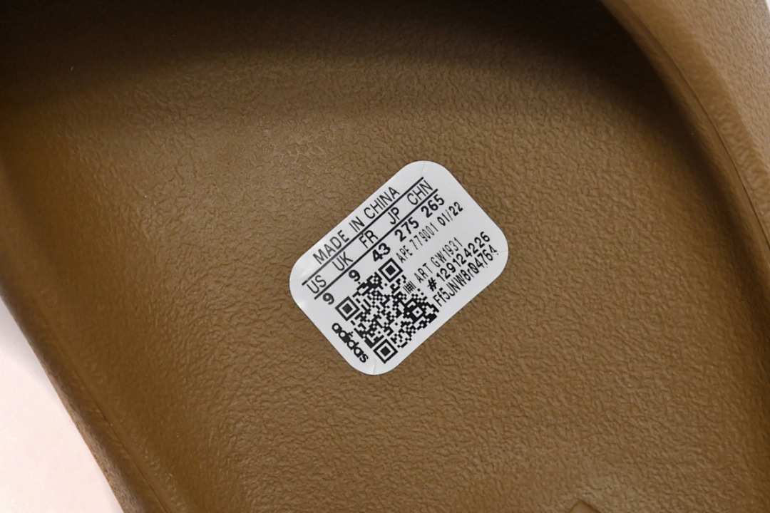 GW1931 adidas Yeezy Slide Ochre