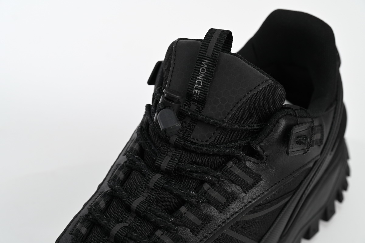 H2098 4M00120 M2058 999 Moncler Trailgrip GTX Black