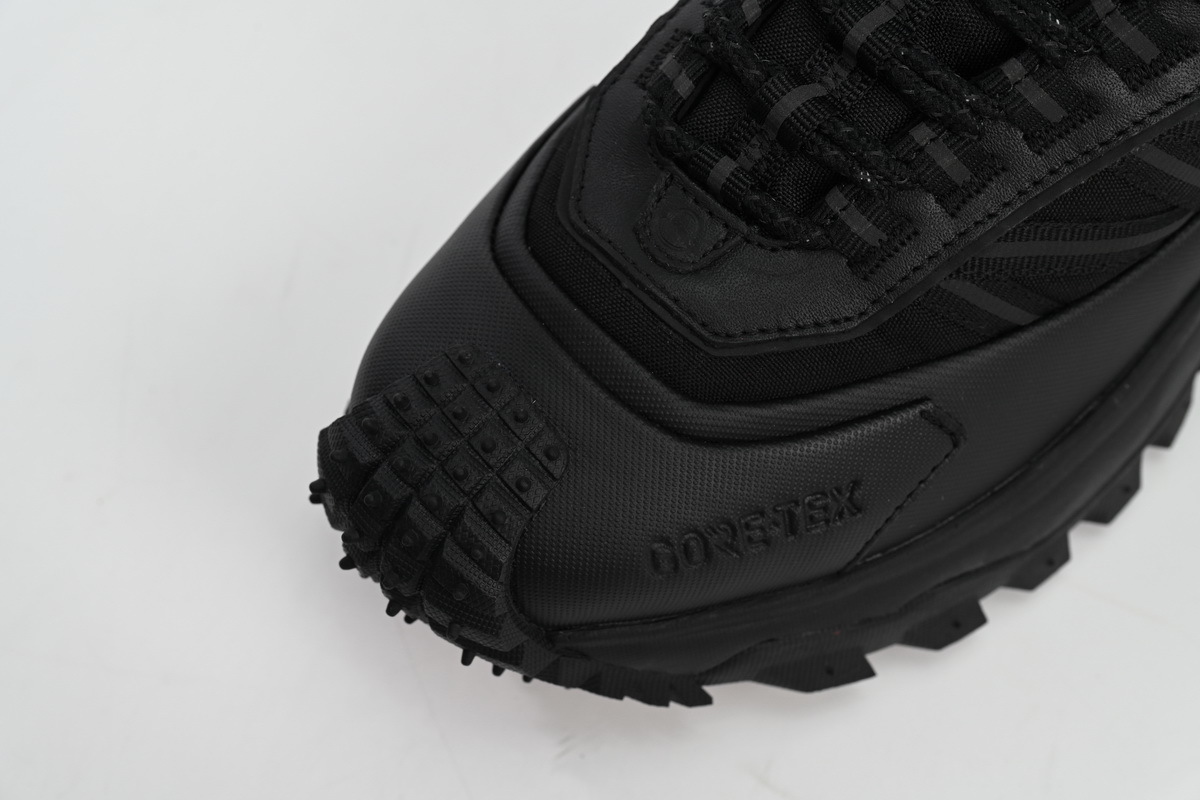 H2098 4M00120 M2058 999 Moncler Trailgrip GTX Black