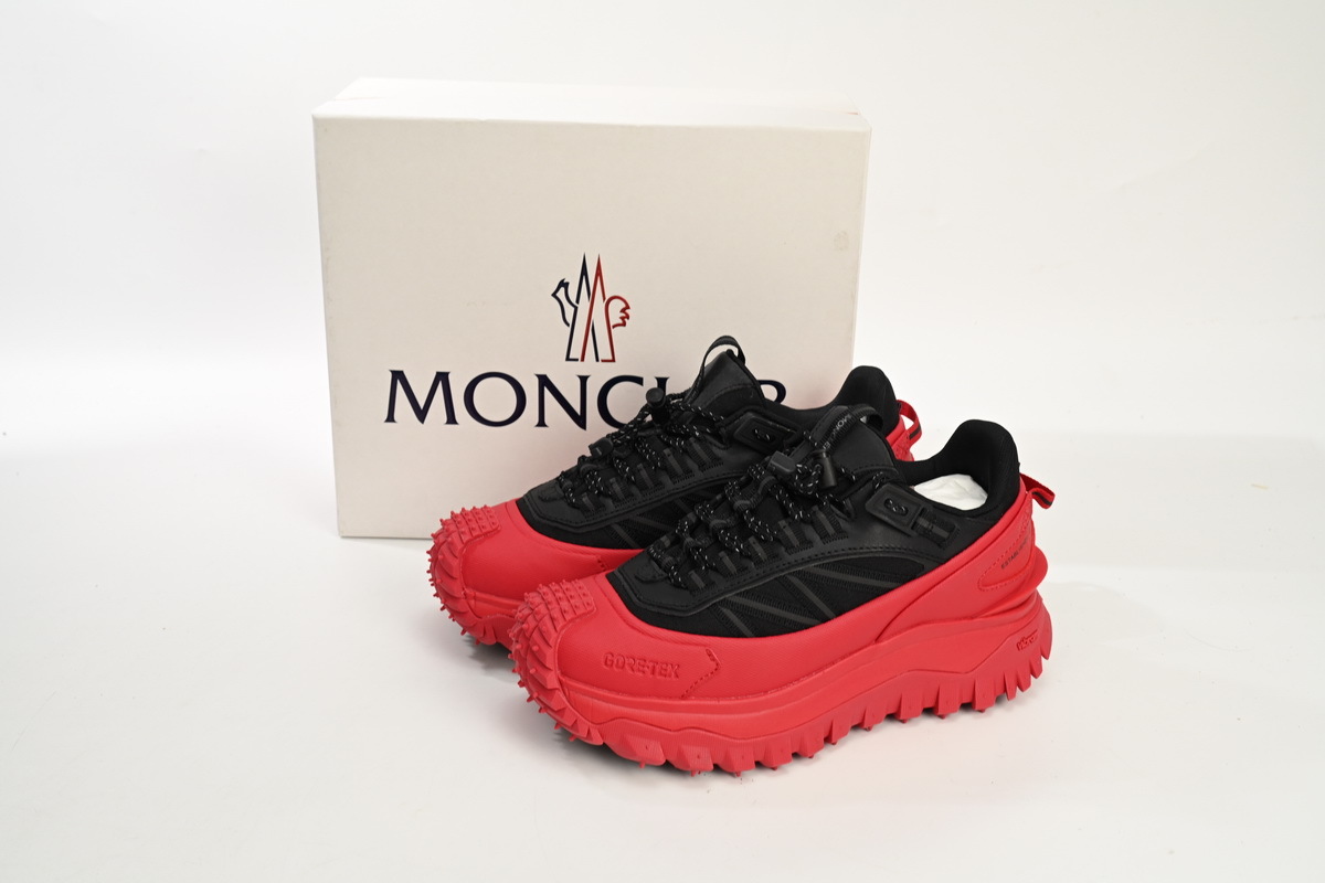 H209B4M 00120 M2058 P49 Moncler Trailgrip Black Red