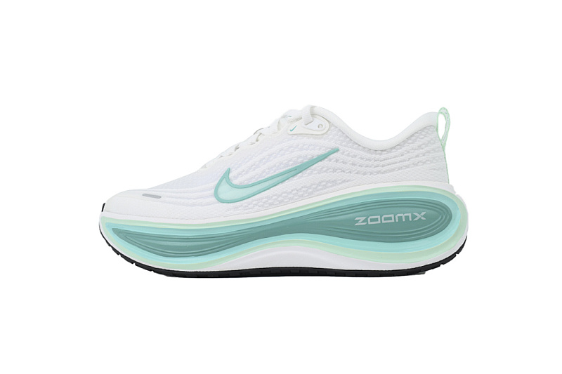 HV8154-100 Nike Wmns Vomero Plus