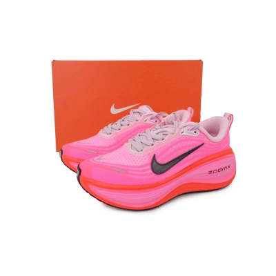 HV8154-604 Nike Wmns Vomero Plus 02
