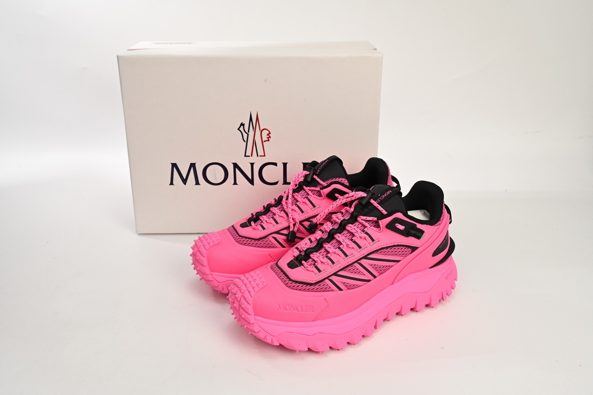I109A4 M00260M296 0P49 Moncler Trailgrip Pink