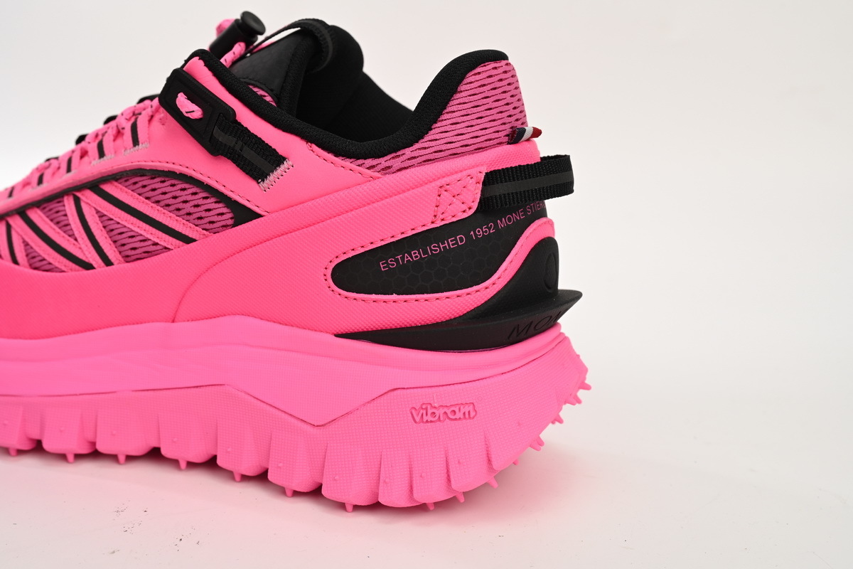 I109A4 M00260M296 0P49 Moncler Trailgrip Pink