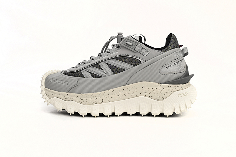 I109A4 M00260M296 2900 Moncler Trailgrip Grey