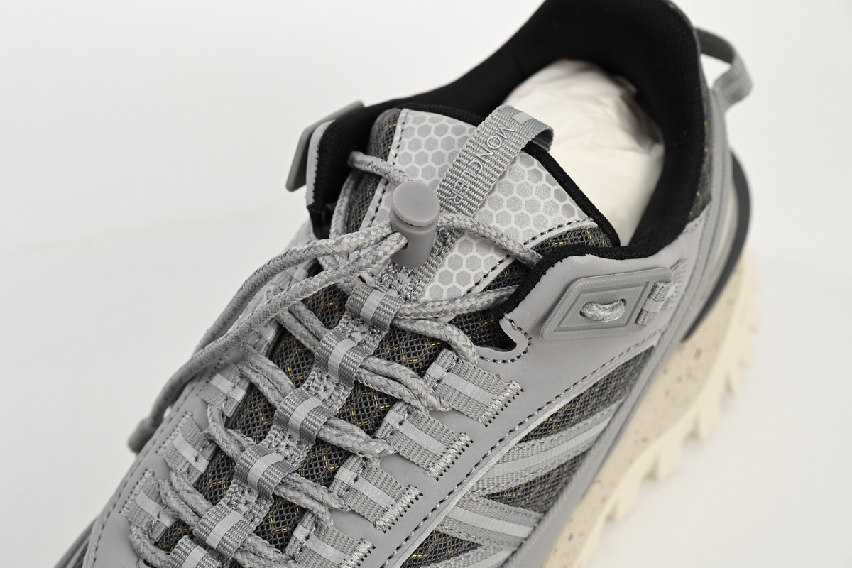 I109A4 M00260M296 2900 Moncler Trailgrip Grey