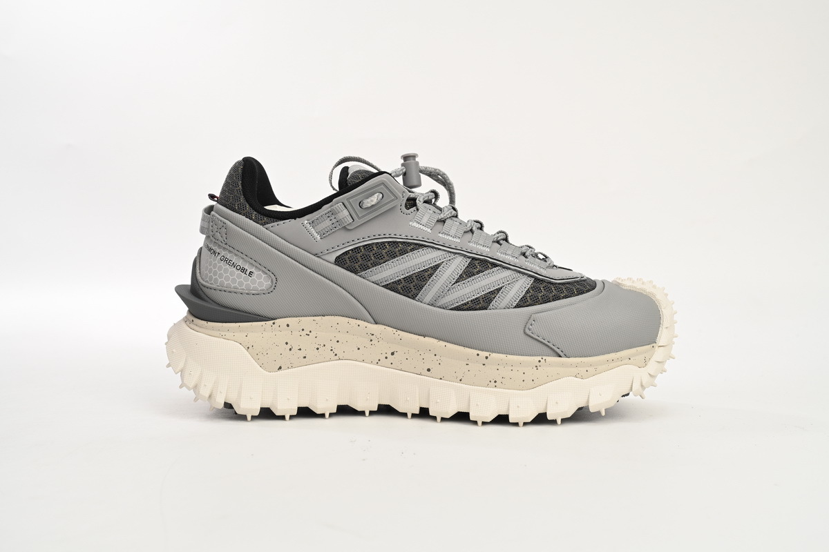 I109A4 M00260M296 2900 Moncler Trailgrip Grey