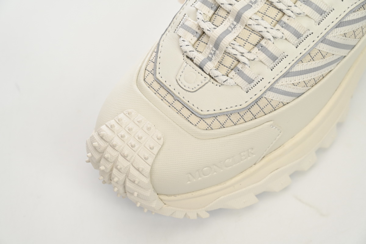 I109A4 M00350 M2056 Moncler White
