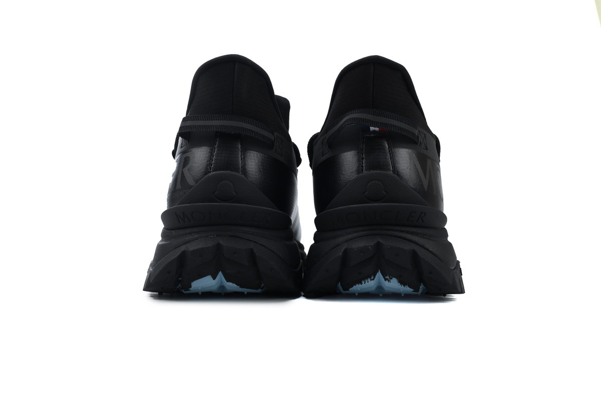 I209A4 M002 40 M3457999 Moncler Black