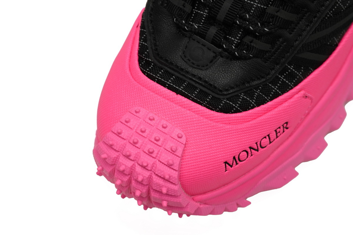 I209A 4M00230 M2058 Moncler Trailgrip Fluorescent Black Black Powder