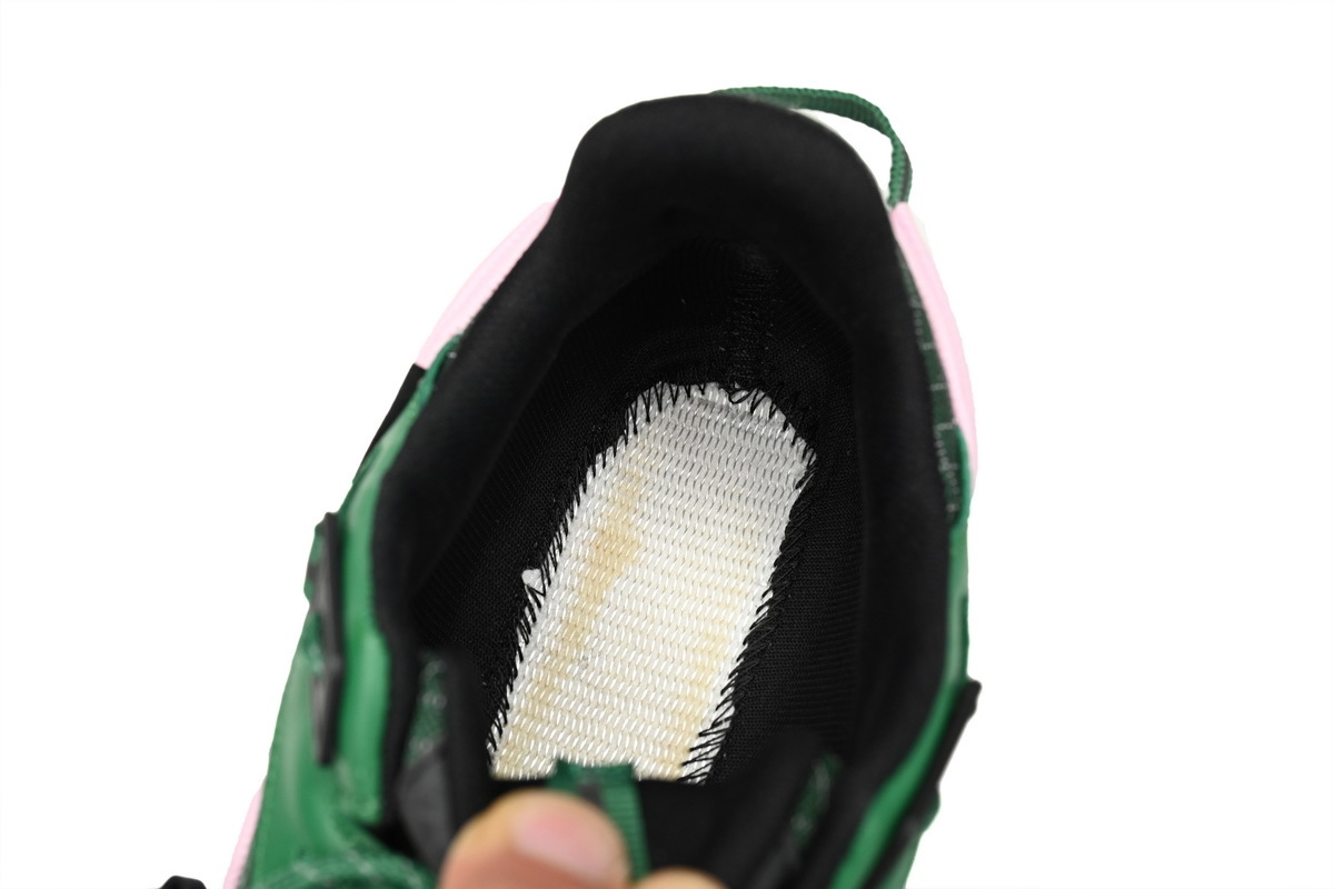 I209A 4M00230 M2058P48 Moncler Trailgrip Fluorescent Black Green Powder