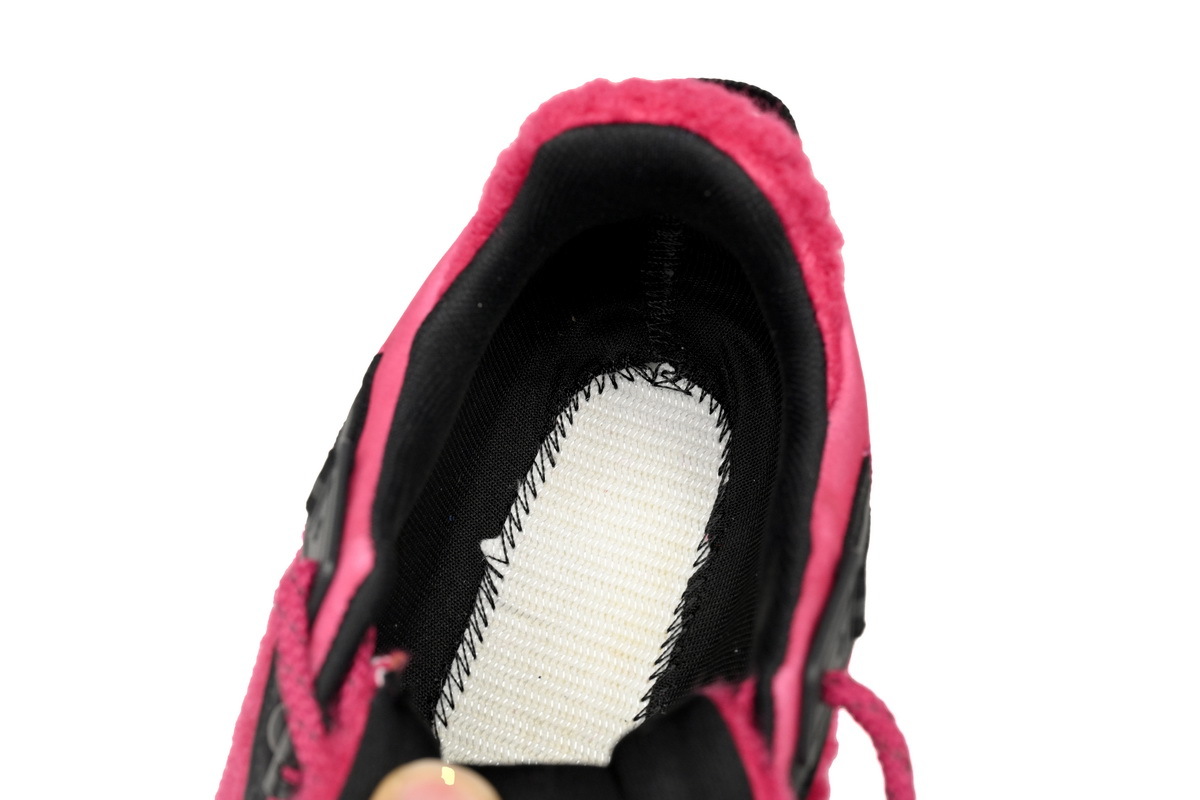 I209A 4M00230 M3312 Moncler Trailgrip Fluorescent Black Black Velvet Powde