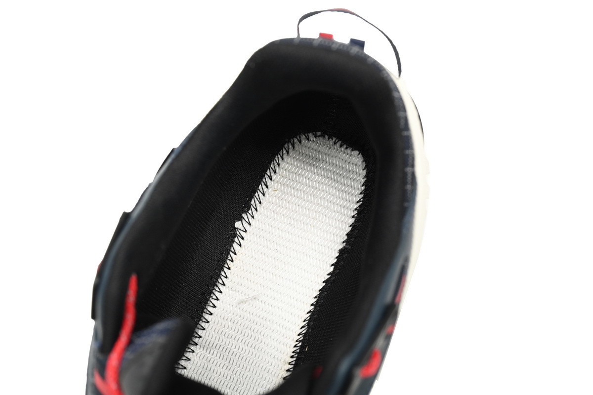 I209A 4MDD090 M2058 Moncler Trailgrip Fluorescent Black Black White Red