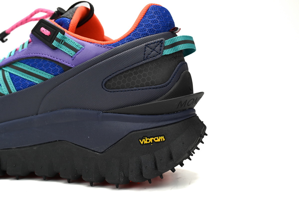 I209A 4MDD090 M2671 Moncler Trailgrip Fluorescent Black Black Purple