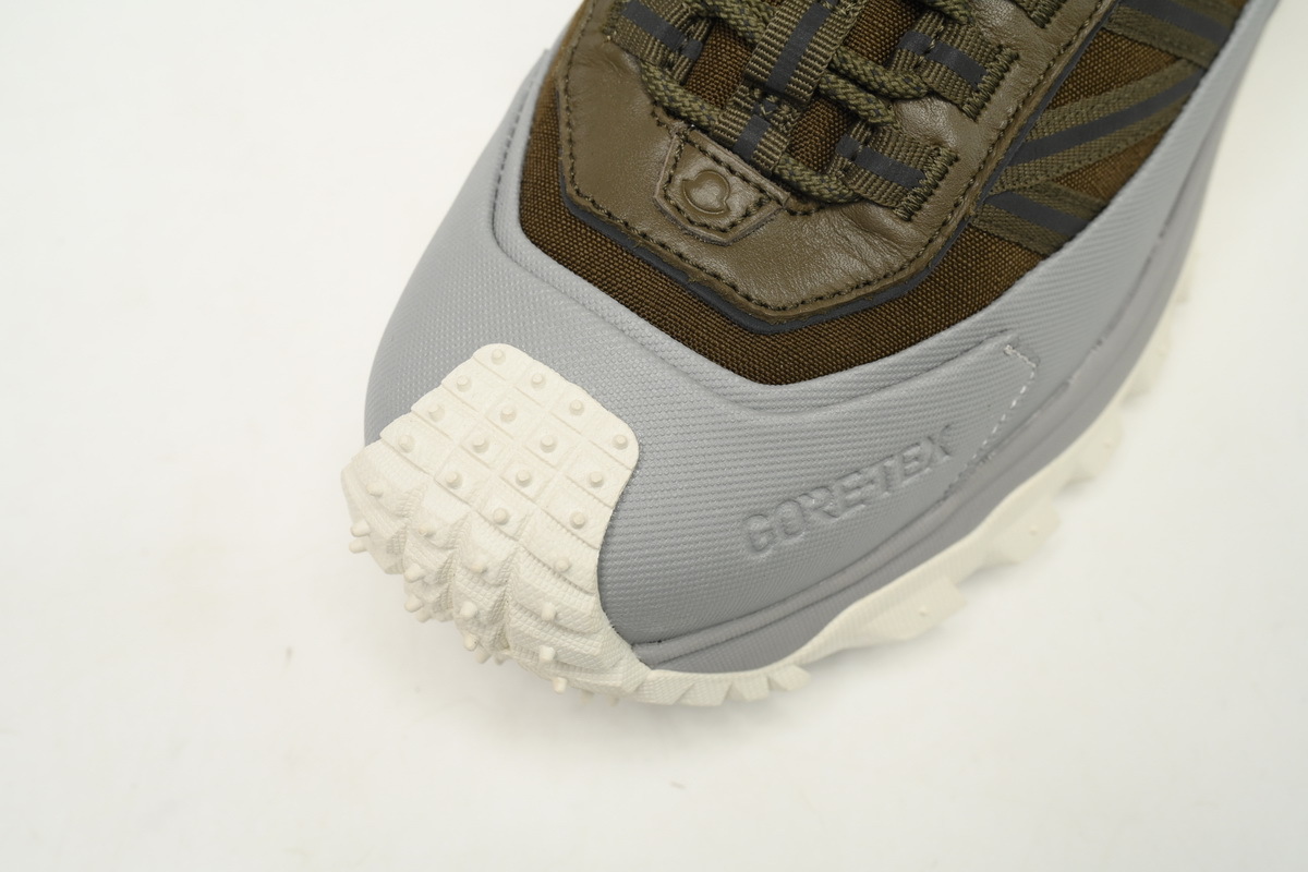 I209B 4M00230 M2058 Moncler Trailgrip Fluorescent Black White Gray Khaki
