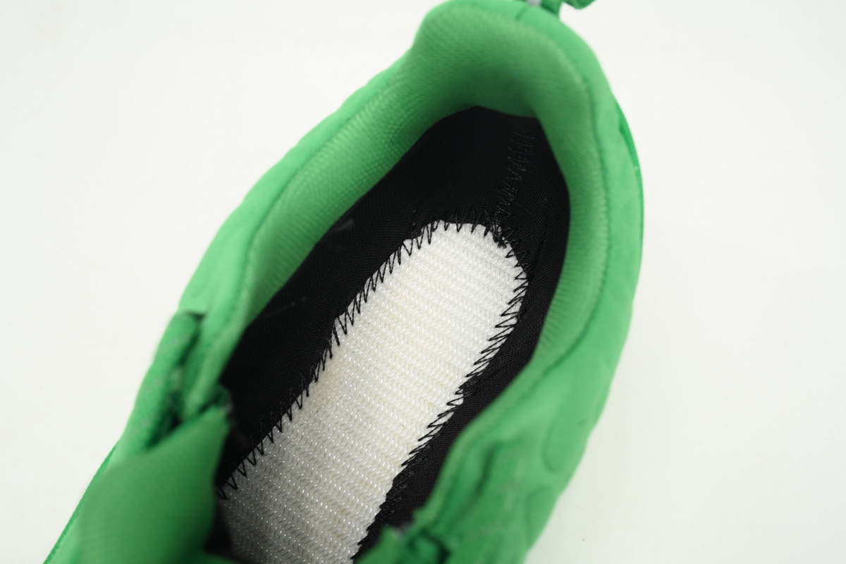 I209B 4M00230 M2202 Moncler Trailgrip Fluorescent Black Green