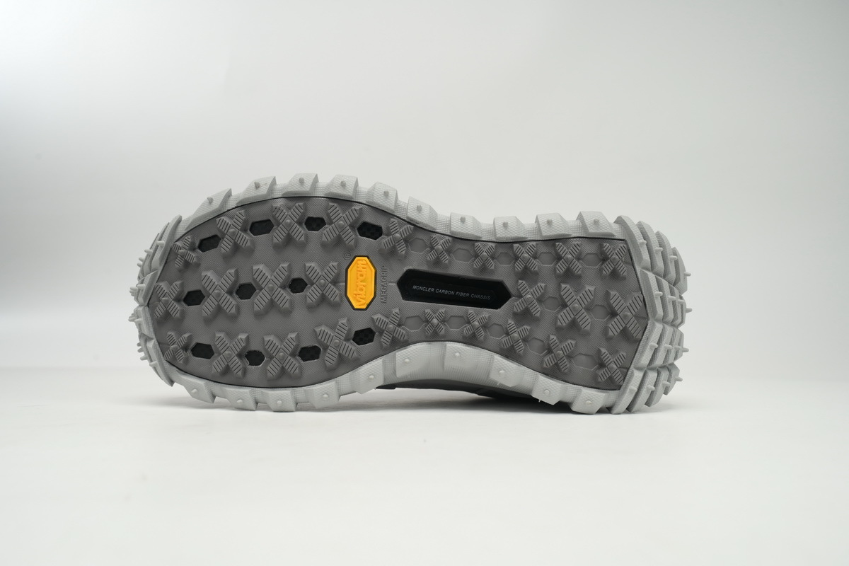 I209B 4M00230 M2962 Moncler Trailgrip Fluorescent Black Anthill
