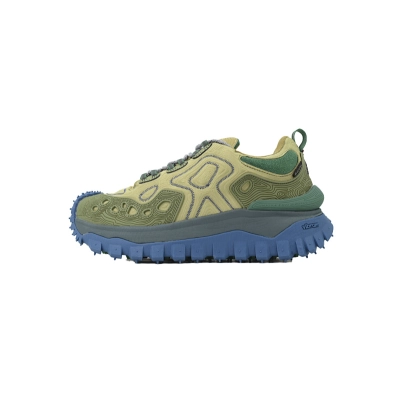 I209B 4M00230 M3273 Moncler Trailgrip Fluorescent Black Ant Nest Blue Gr 01
