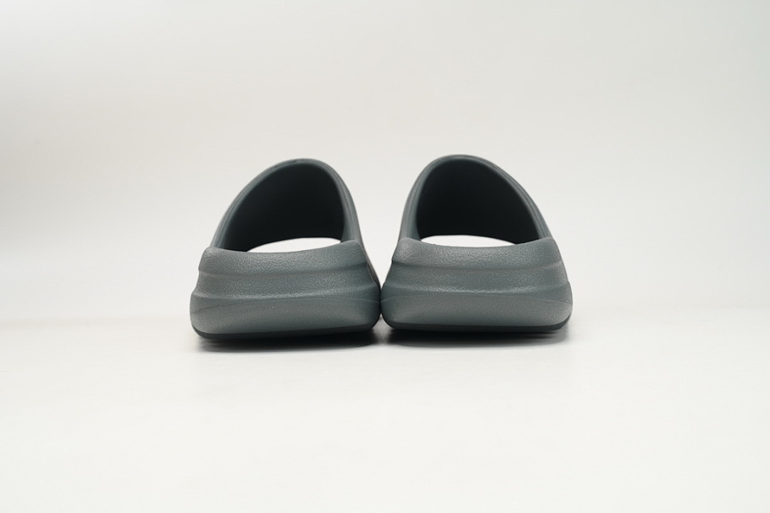 ID2349 adidas Yeezy Coffee