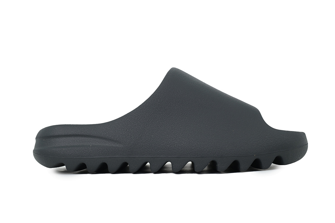 ID4132 adidas Yeezy Cool Grey