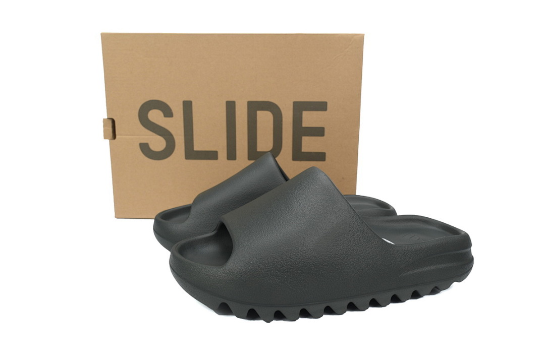 ID5103 adidas Yeezy Cool Black