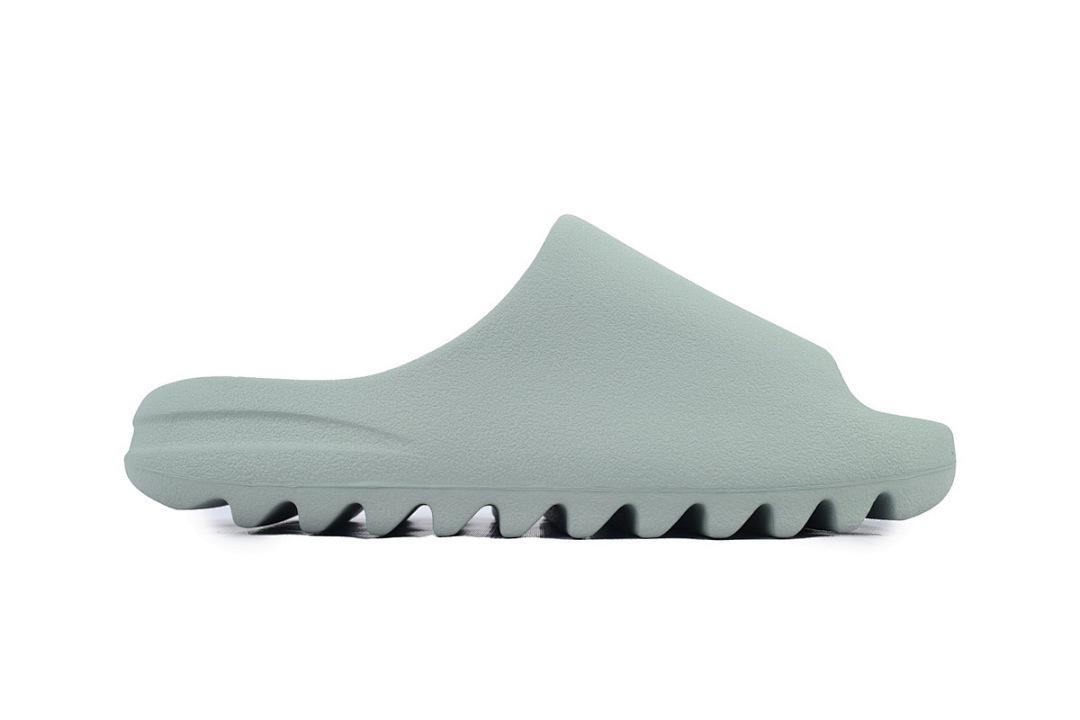 ID5480 adidas Yeezy Iight Grayish Green
