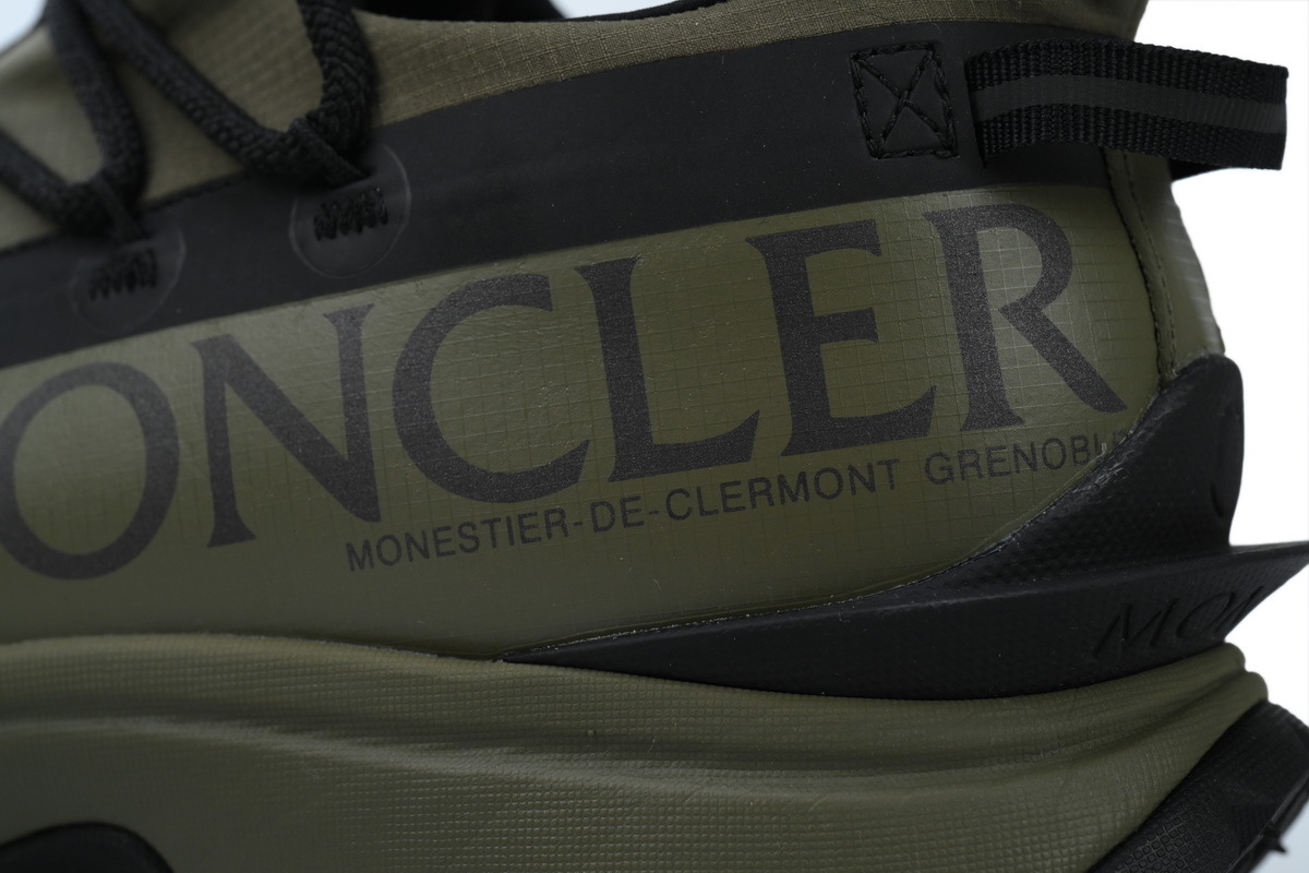 J109A4 M000 90 M3457241 Moncler Olive Green