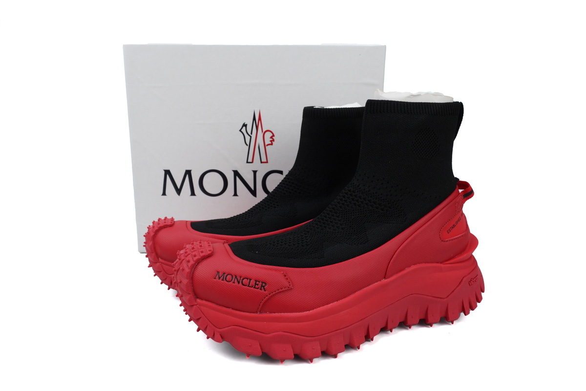 J109B4M 00060 M3809P 100 Moncler Trailgrip Leather Black and Red