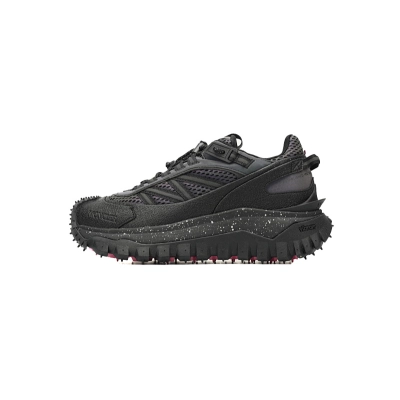 J109B 4M001 60M4 Moncler Trailgrip Leather Black Chameleon 01