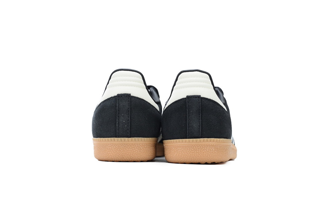 JH9160 Foot Locker x Samba OG