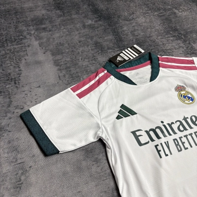 Kids 2026_27 Real Madrid Home Jersey, Sizes 16-28 02