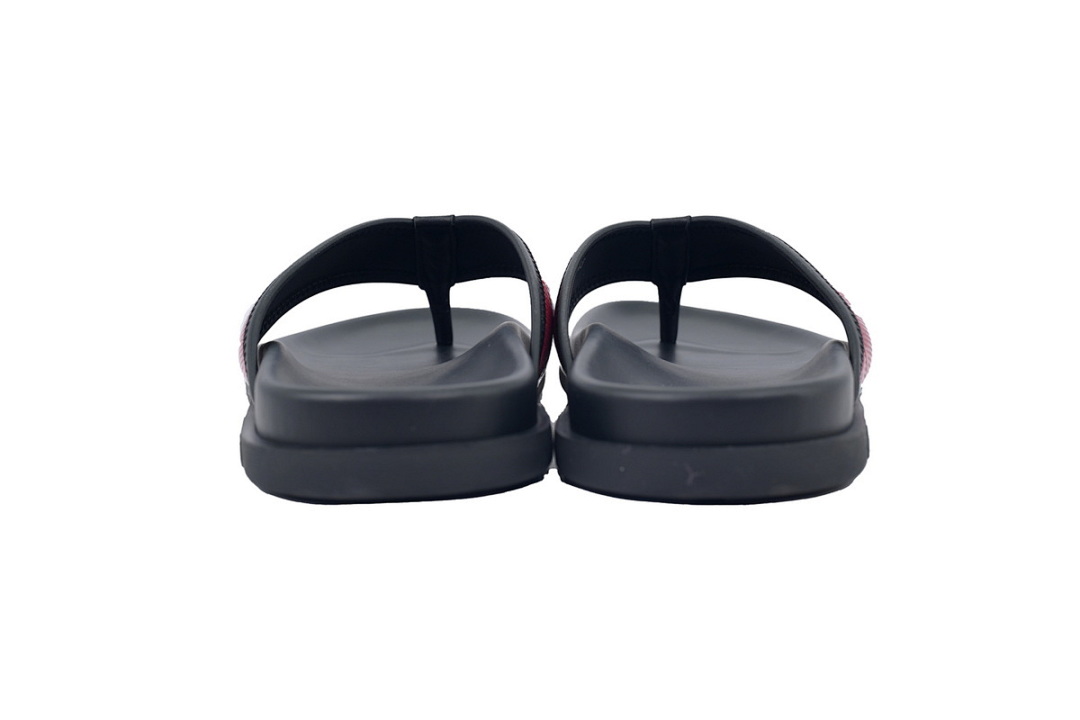 LOUIS VUITTON Black And Red On The Internet