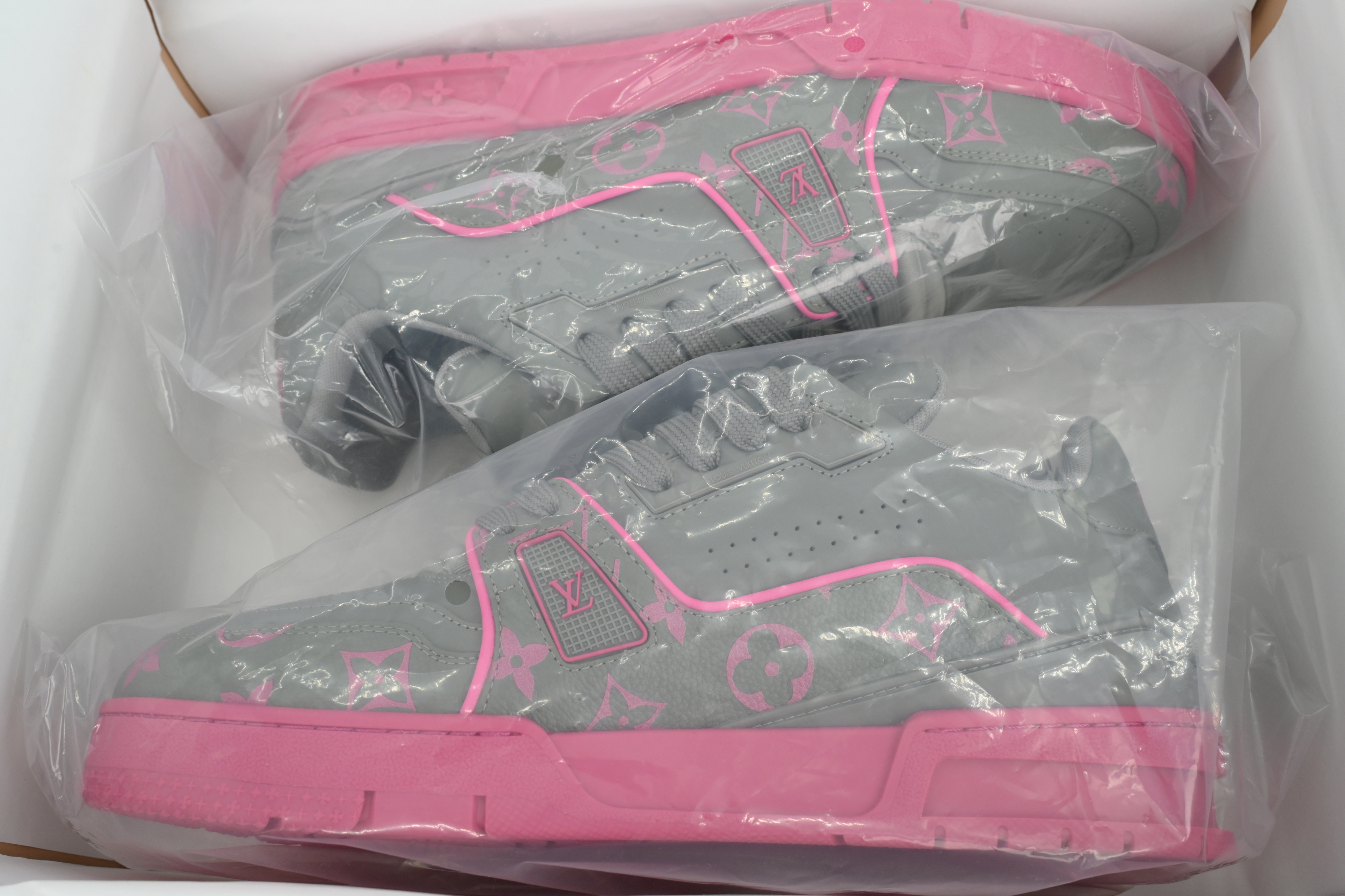 Louis Vuitton Dark Gray Color Printing