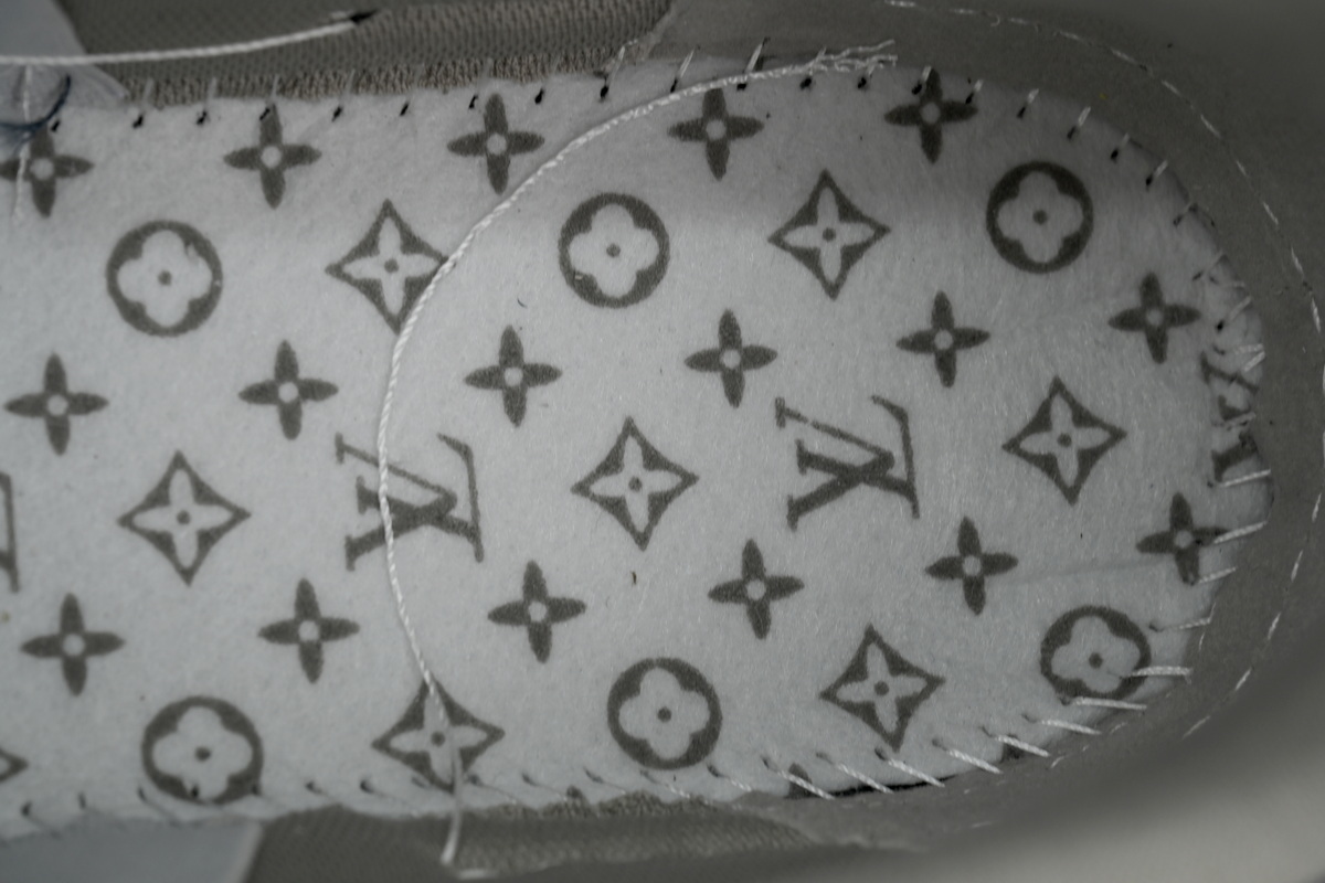 Louis Vuitton LV Trail Black Grey Sneakers