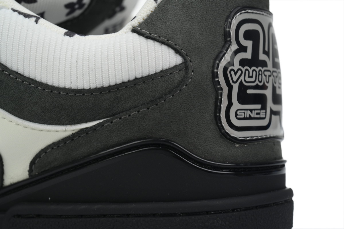 Louis Vuitton LV Trail Black White Sneakers