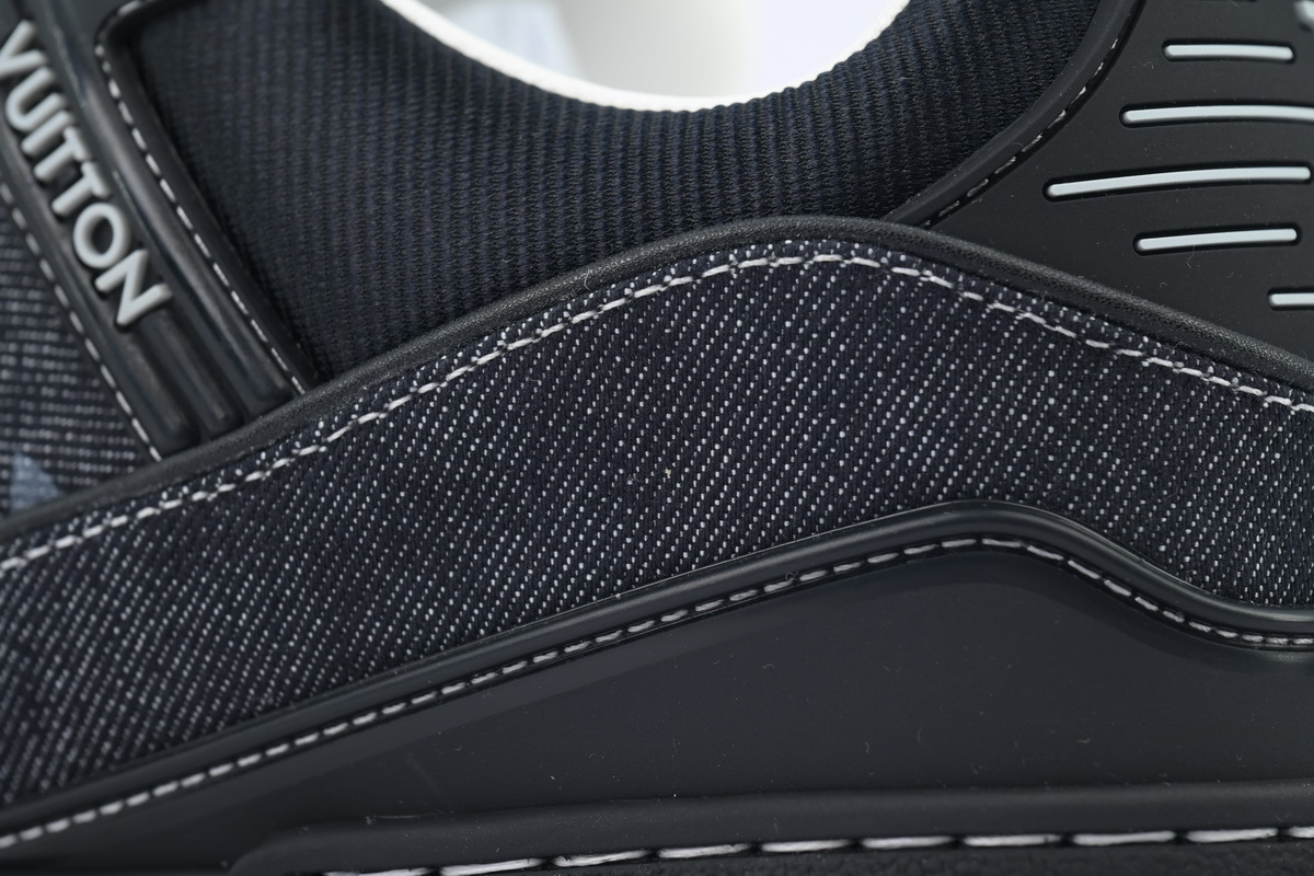 LOUIS VUITTON New All Black Denim