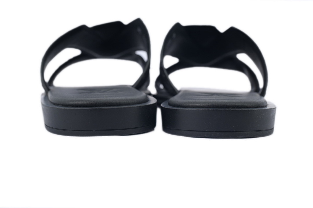 LOUIS VUITTON Oasis Black Cloth