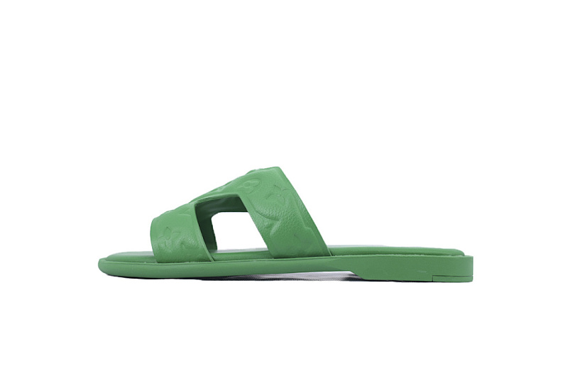 LOUIS VUITTON Oasis Green Embossing